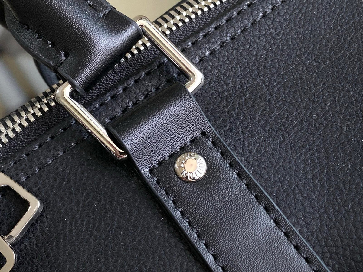Louis Vuitton M12690 Keepall Bandoulière 50