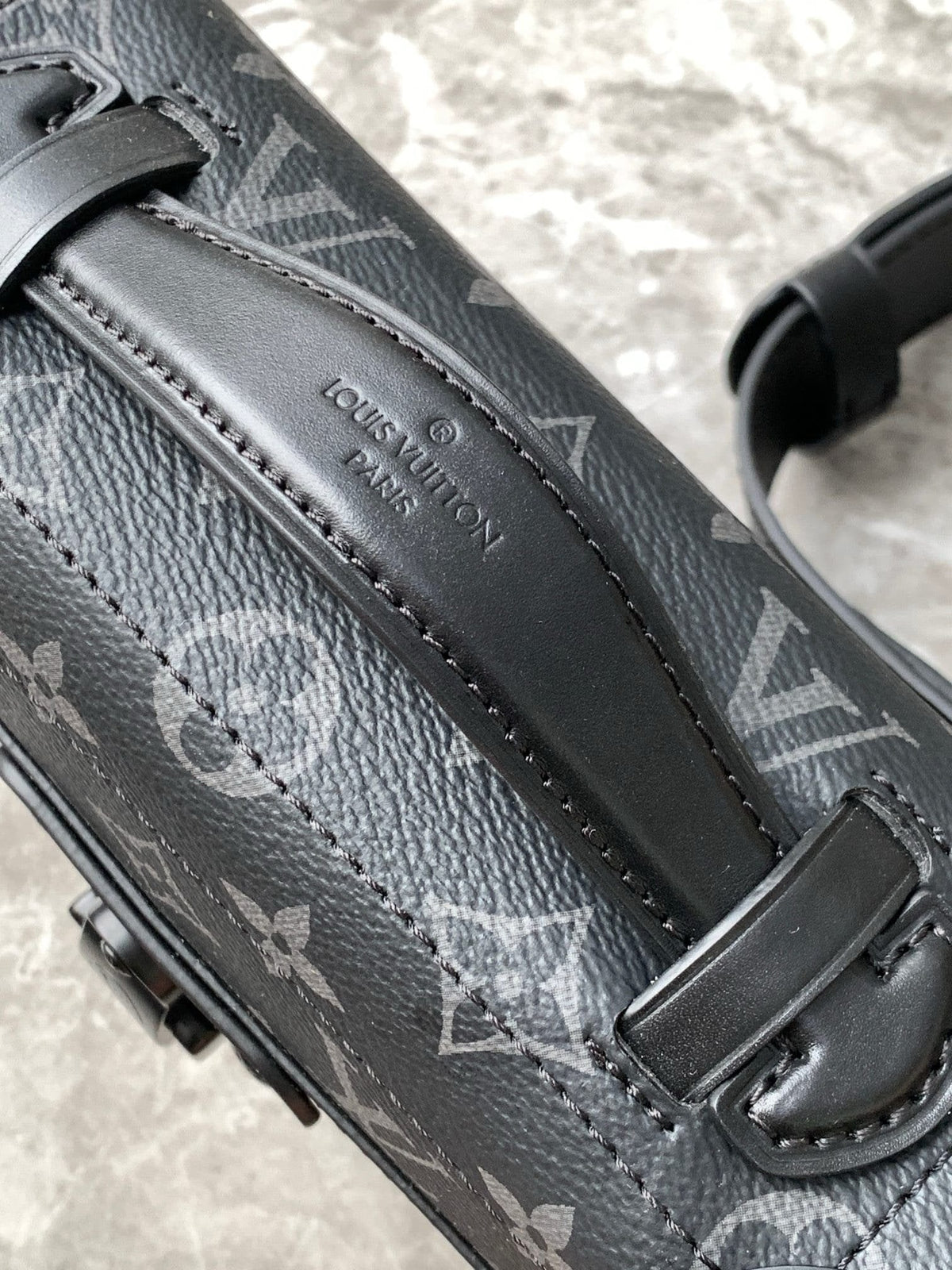 Louis Vuitton M11743 Soul Trunk
