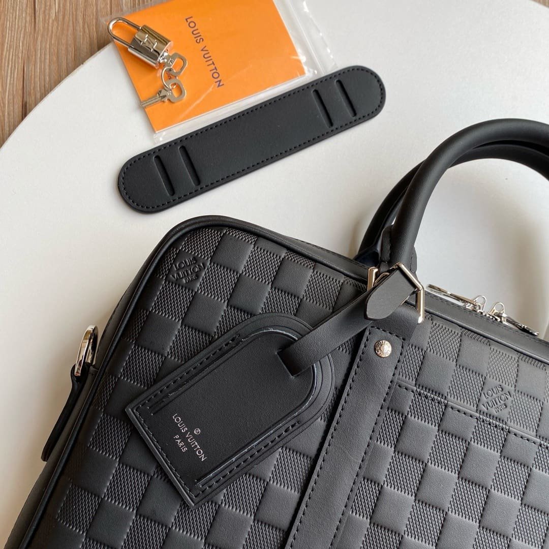 Louis Vuitton N40444 Porte-Documents Voyage PM